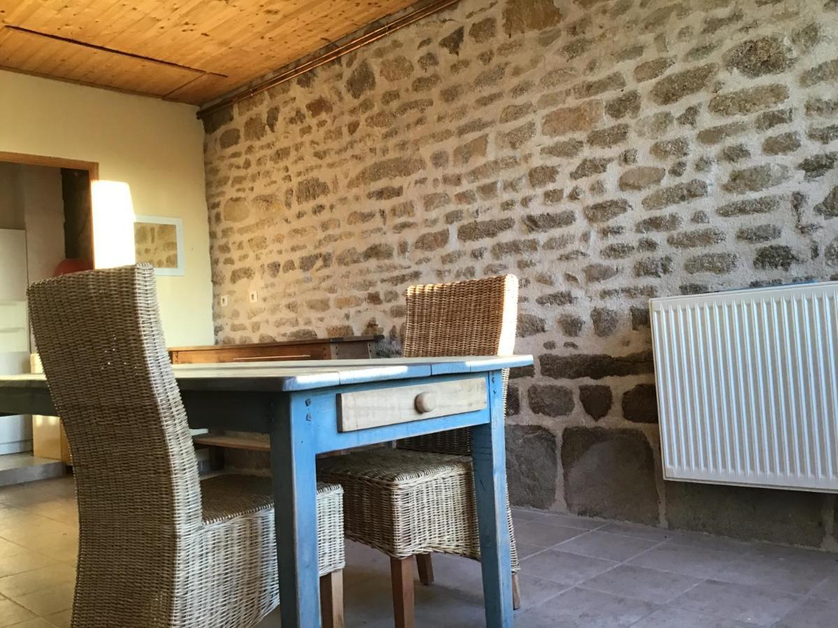 Le Noyer Bed & Breakfast Rougnat Екстериор снимка