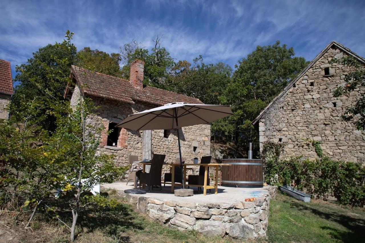 Le Noyer Bed & Breakfast Rougnat Екстериор снимка